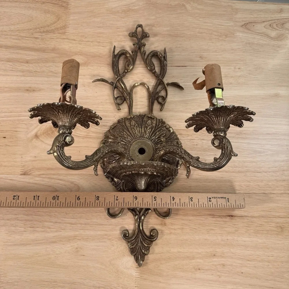 Antique Vintage Brass Fixture Moe Light Kentucky 2‎ Arm Wall Lamp Sconce Regency